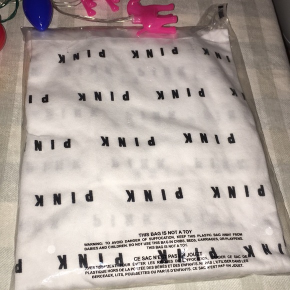 $13today‼️NEW PINk logo shirt short sleeve white - Picture 3 of 3